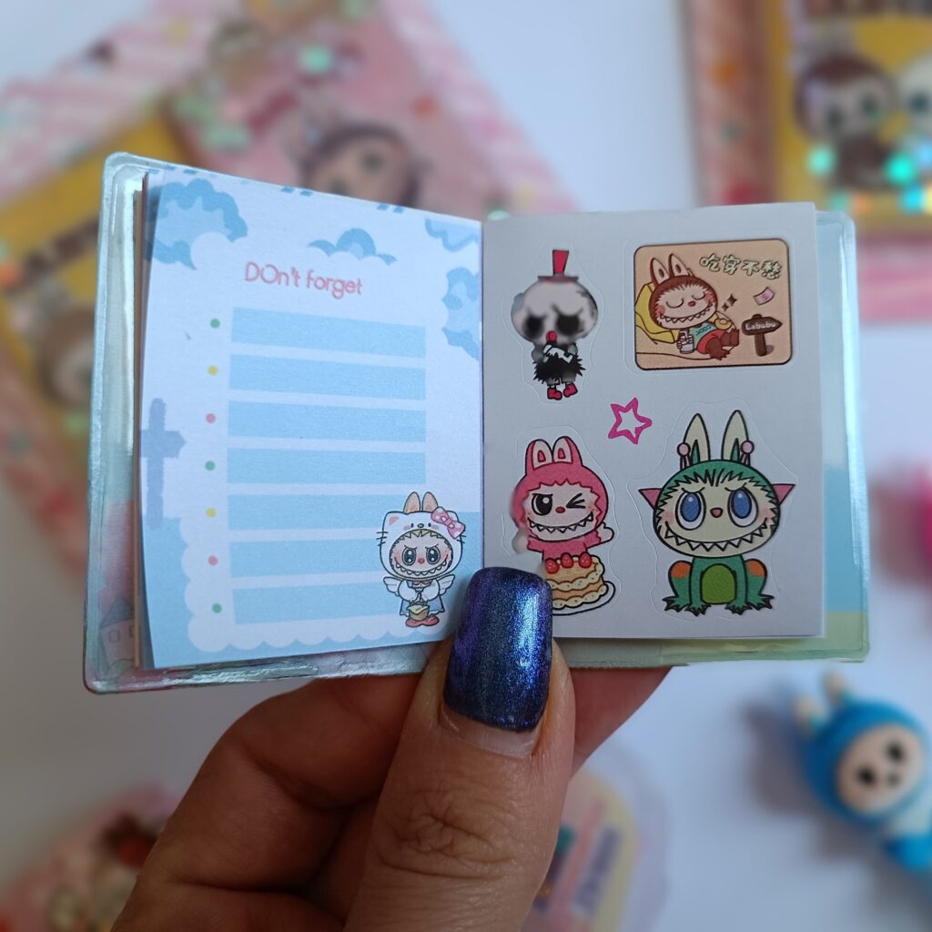 پک دو عددی دفترچه استیکردار لبوبو