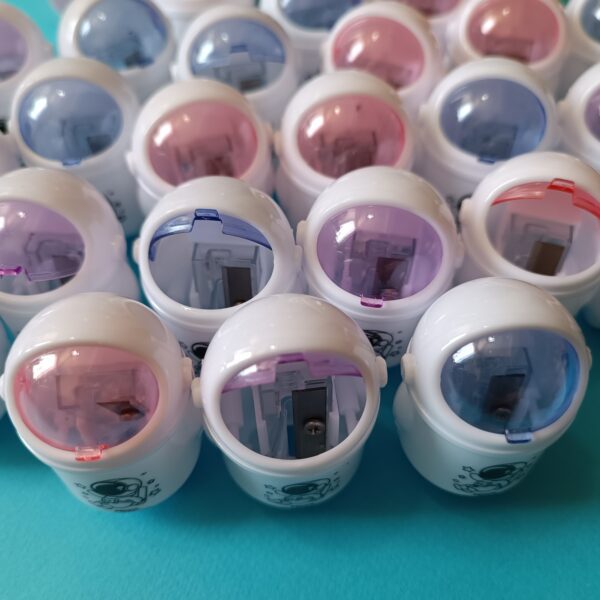 تراش مخزن دار فضانورد