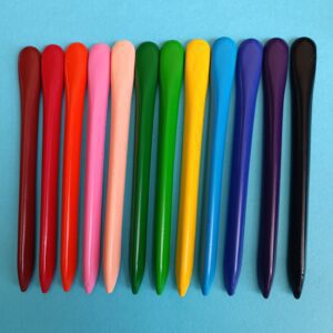 مداد شمعی سنگی جادویی ضدآب ۱۲ رنگ