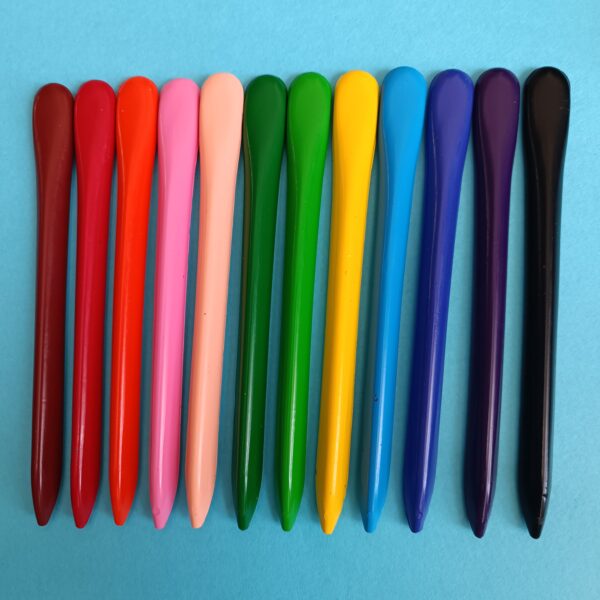 مداد شمعی سنگی جادویی ضدآب ۱۲ رنگ