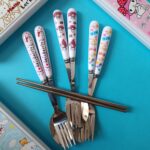 ست قاشق، چنگال و چاپستیک فانتزی سانریو با جعبه - تصویر 7