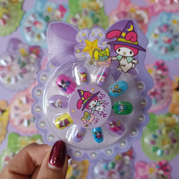 پک ناخن مصنوعی چسب سرخود کرومی و ملودی