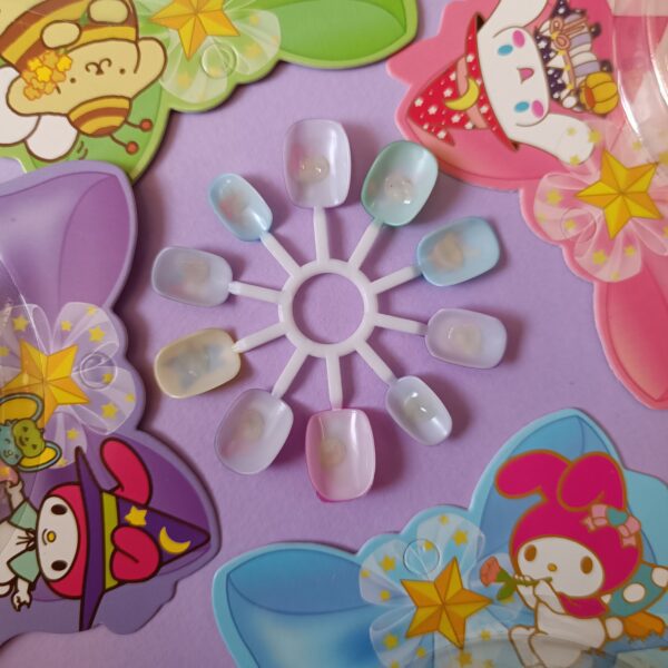 پک ناخن مصنوعی چسب سرخود کرومی و ملودی