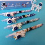 خودکار پاک کن دار فضانورد پیکسل سه بعدی