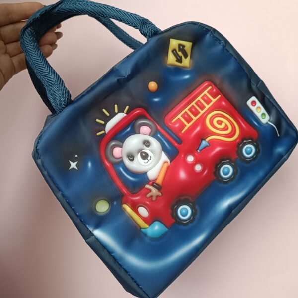 کیف غذا طرح سه‌ بعدی فانتزی عایق‌ دار