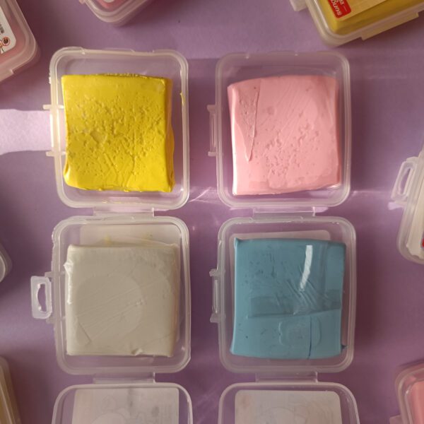 پاک کن خمیری جعبه ای طرح خرگوش - تصویر 3